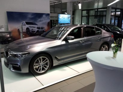 Jazz Colors Bamberg schaffen eine beschwingte Atmosphäre zur Vorstellung des neuen 5er BMW